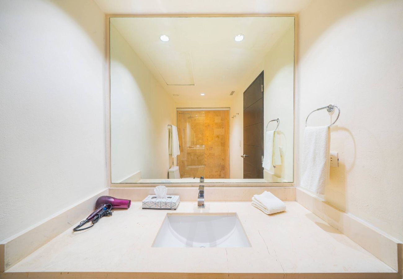 Residencial en Playa del Carmen - Castillo de Arena