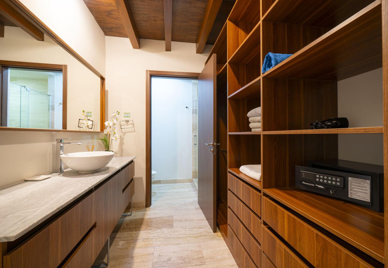 Residencial en Playa del Carmen - Anahuac 110