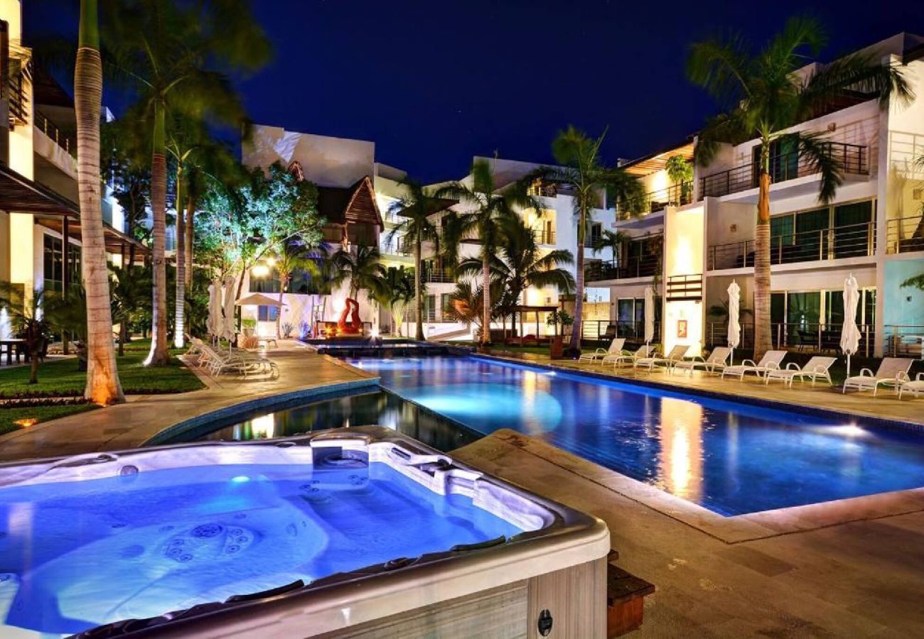 Residencial en Playa del Carmen - Via 38 A13