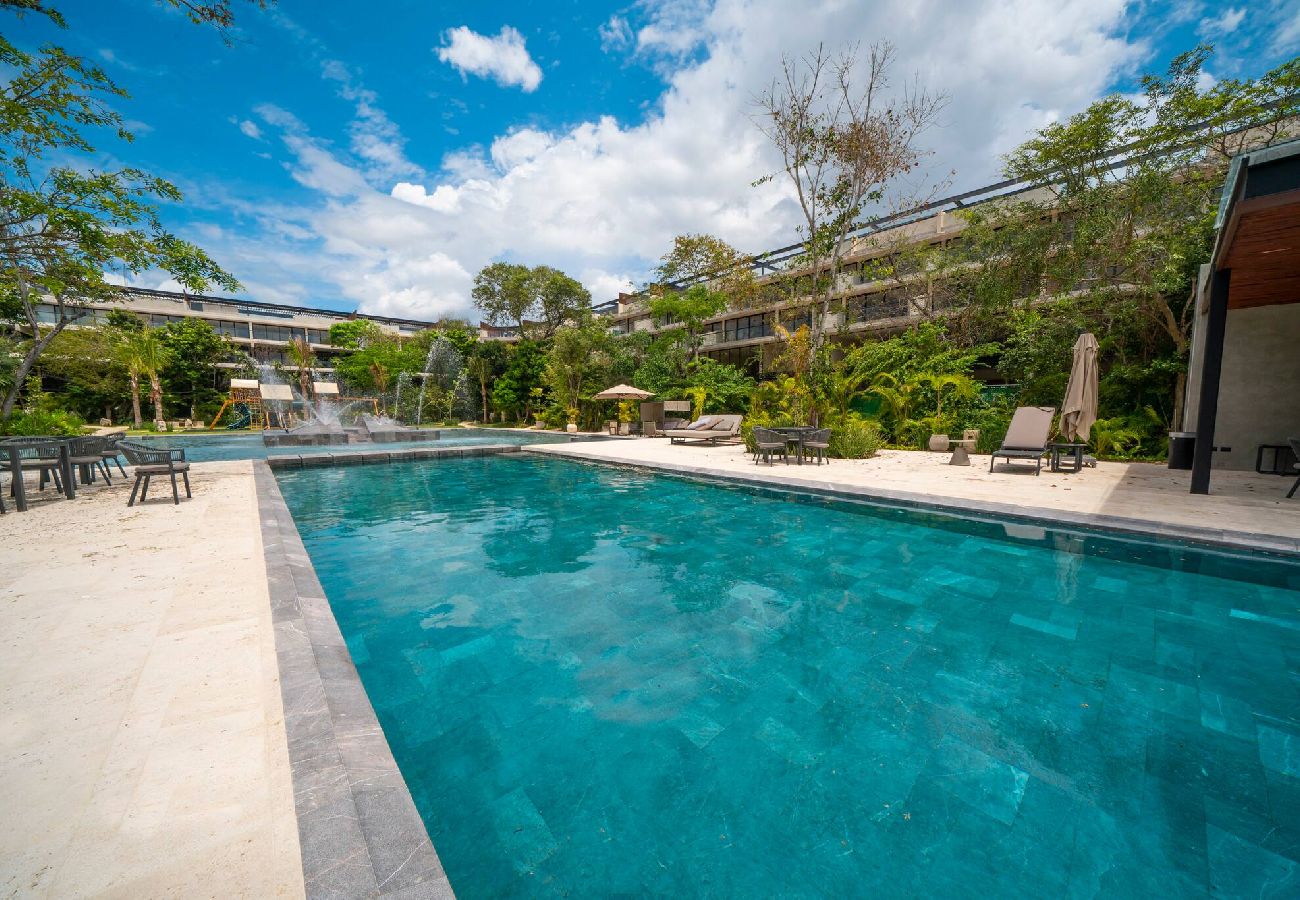 Residencial en Playa del Carmen - AWA F107