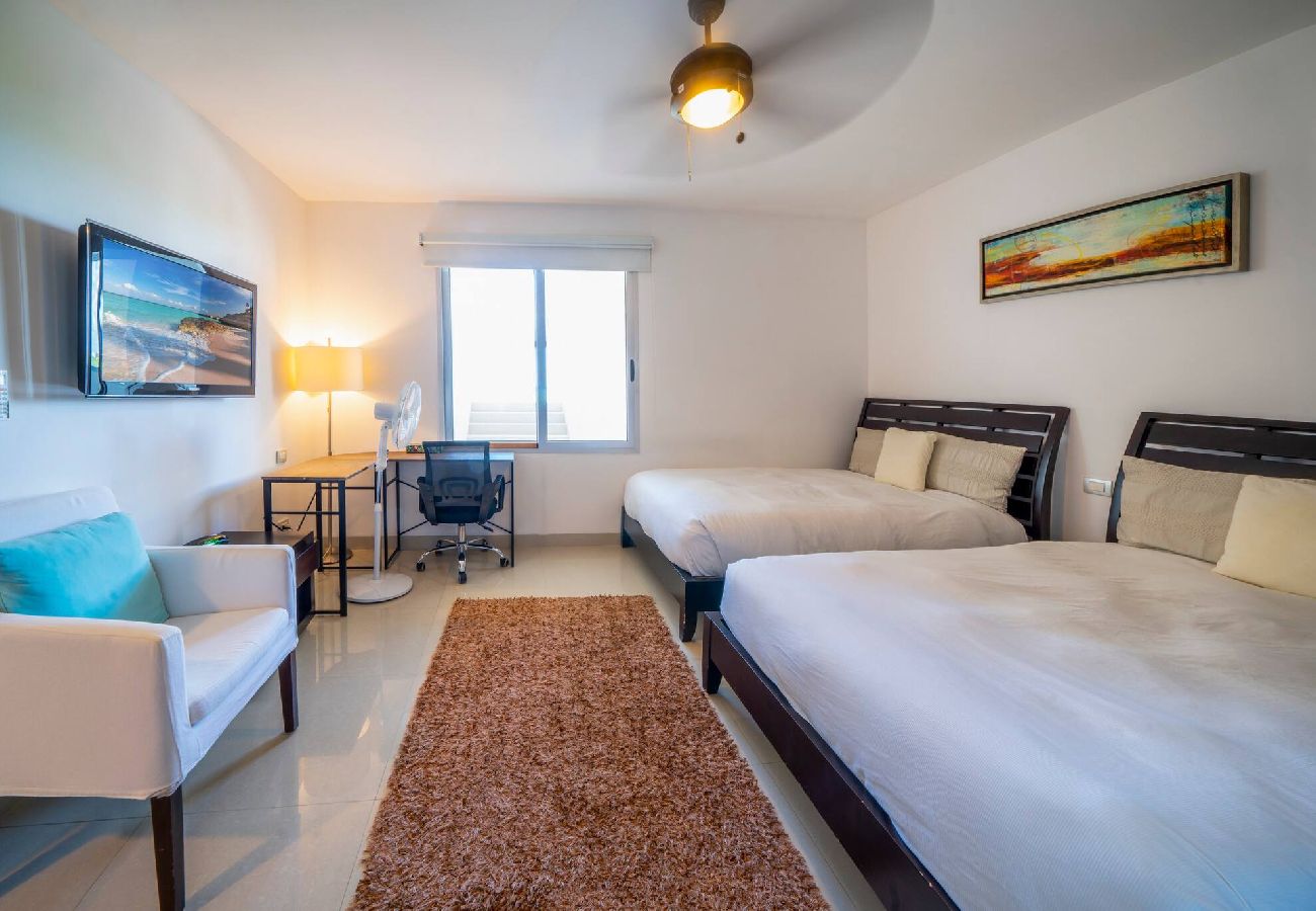 Residencial en Playa del Carmen - PH Vista Playa 232 S.