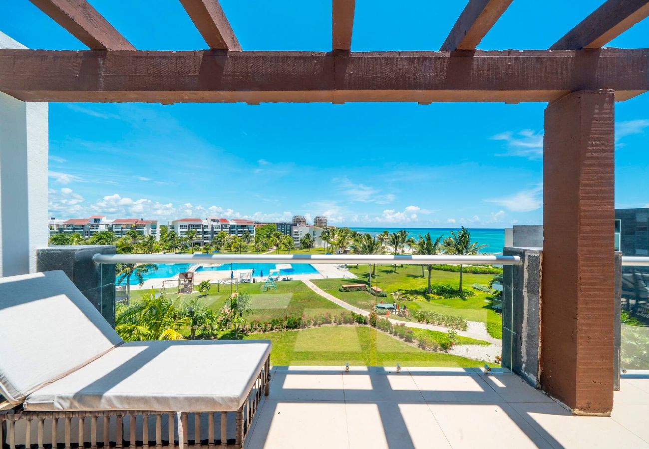 Residencial en Playa del Carmen - PH Vista Playa 232 S.