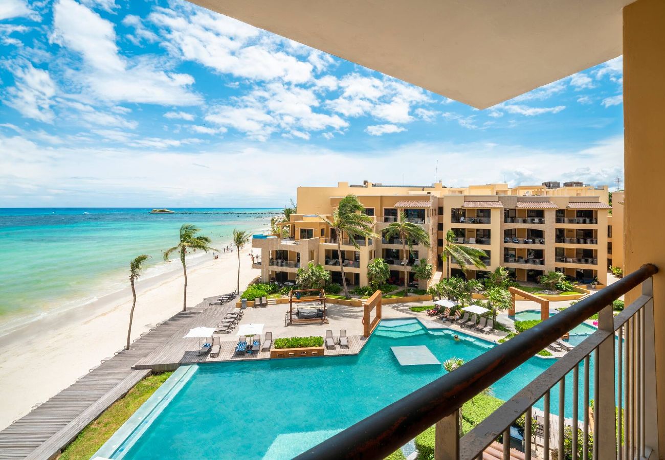 Residencial en Playa del Carmen - El Faro Surf 408