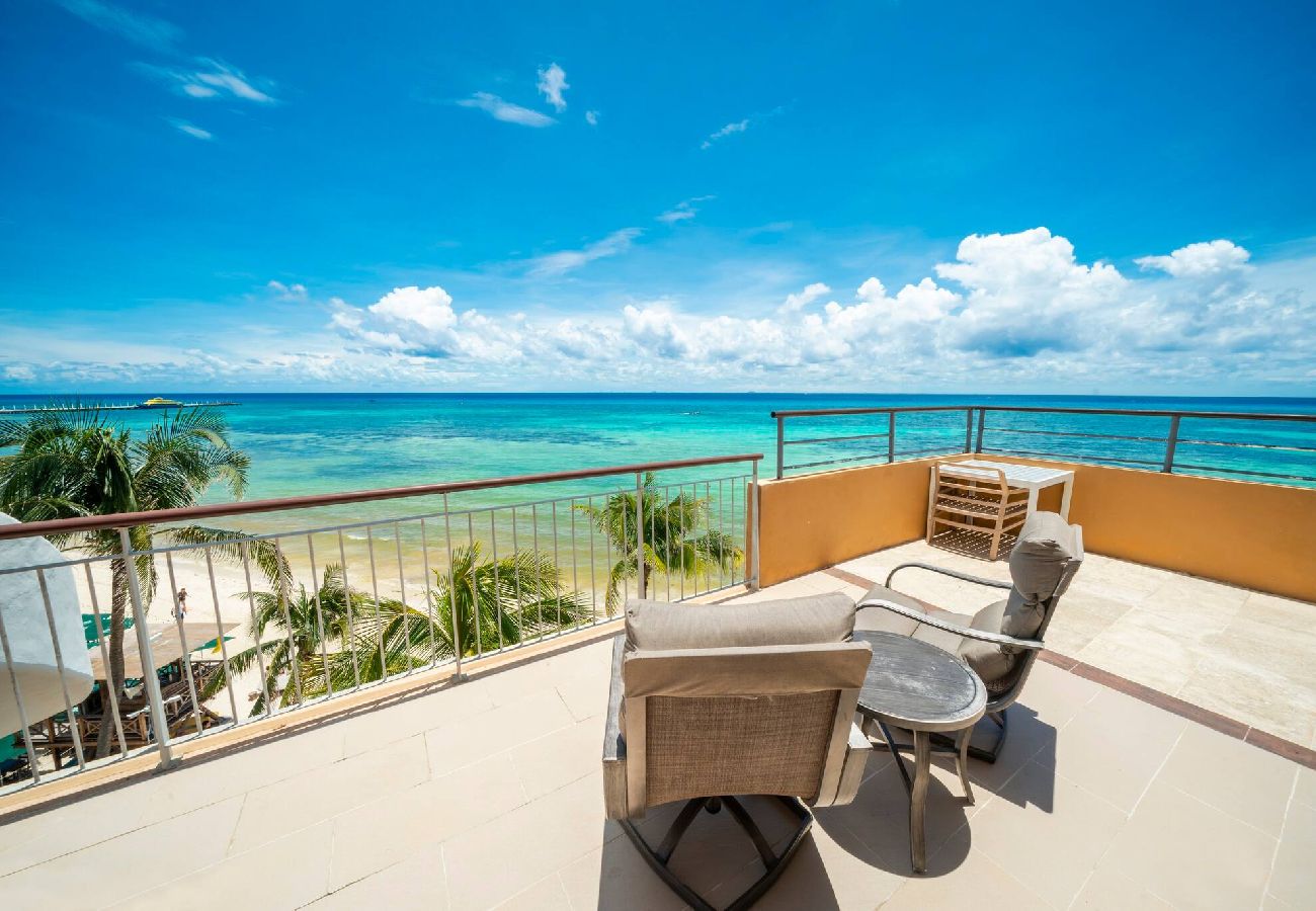 Residencial en Playa del Carmen - El Faro Surf 408