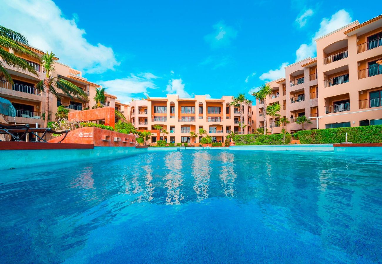 Residencial en Playa del Carmen - El Faro Surf 408