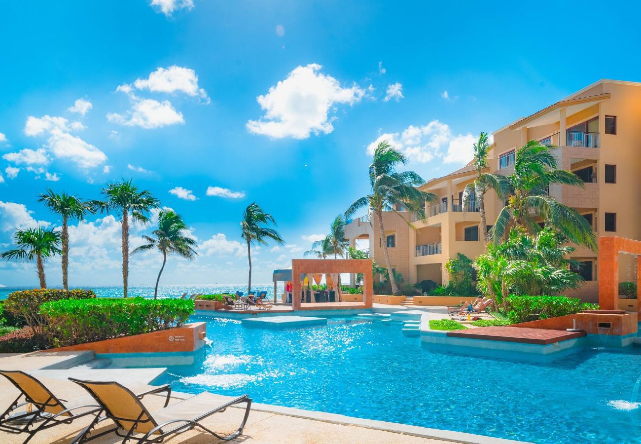 Residencial en Playa del Carmen - El Faro Surf 408