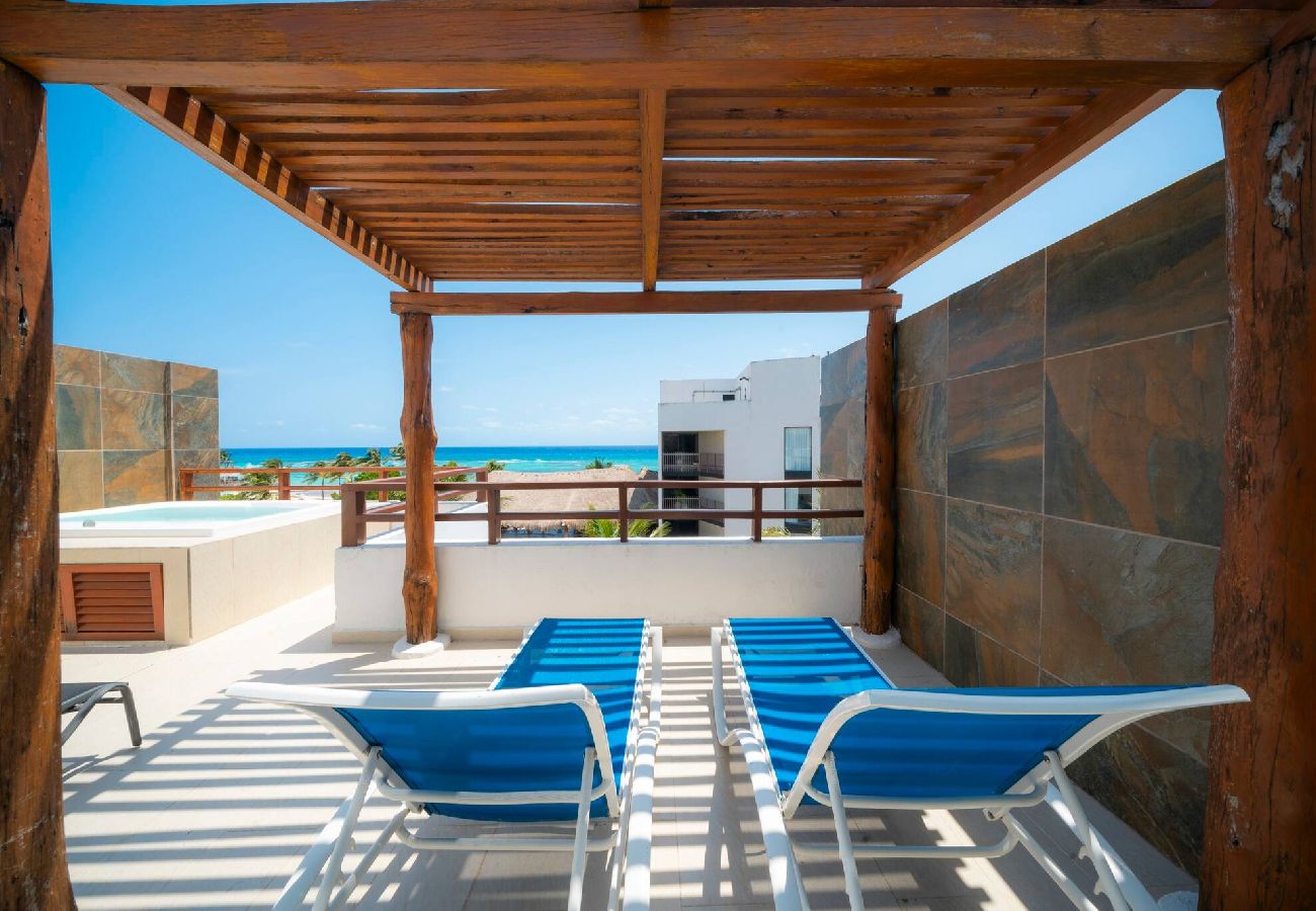 Condominium in Playa del Carmen - Nubes