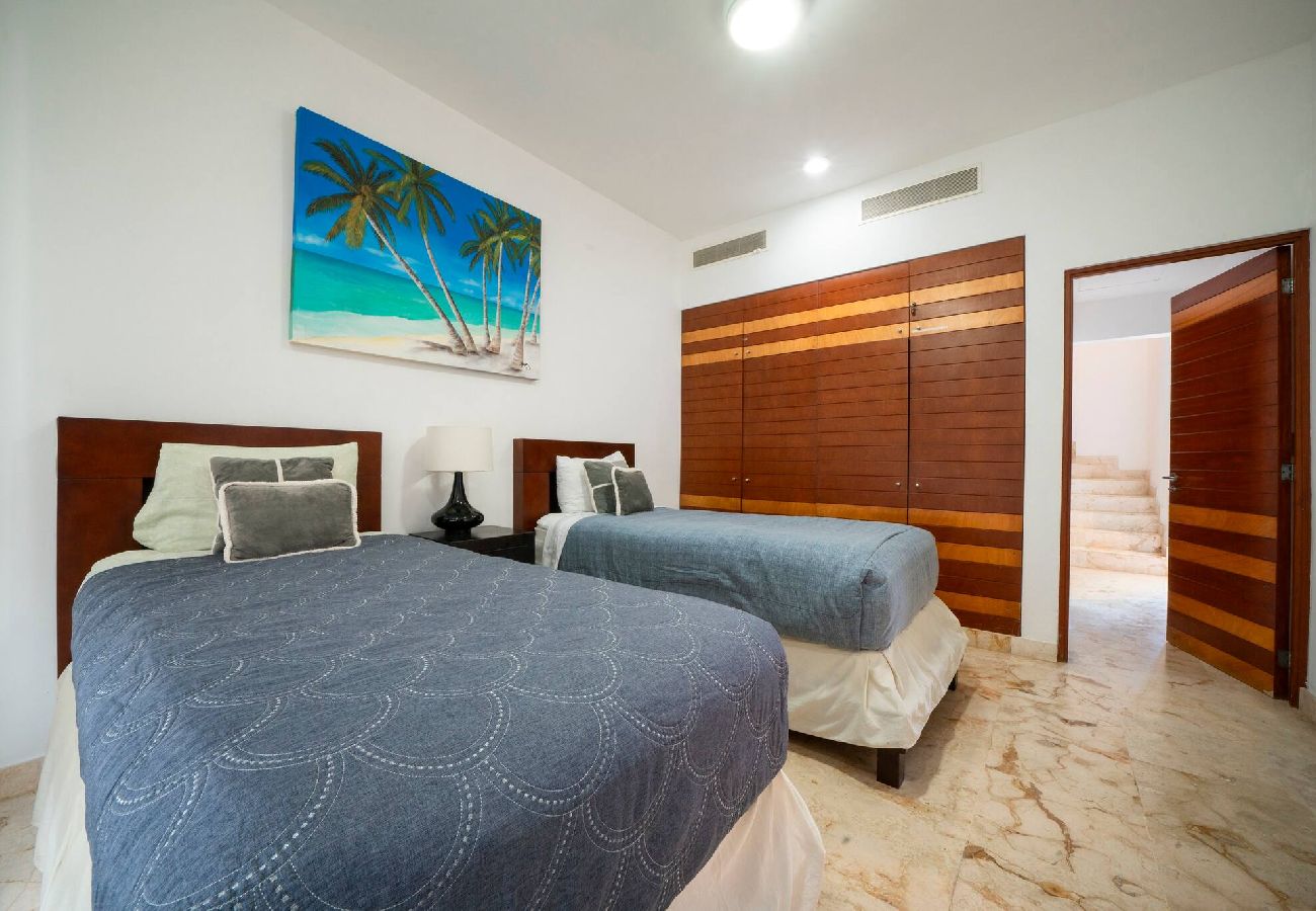 Condominium in Playa del Carmen - Nubes