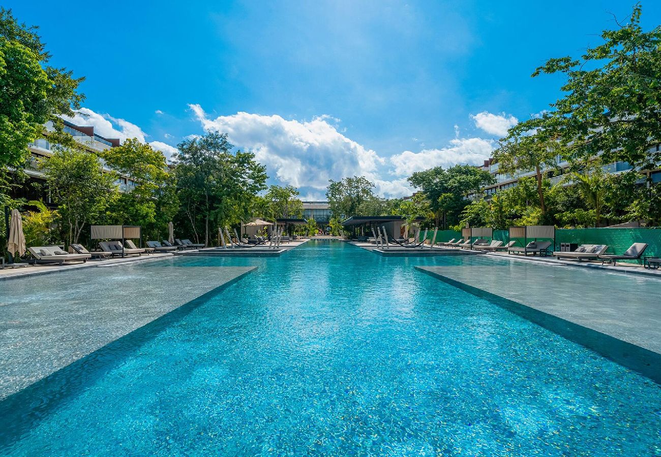 Condominium in Playa del Carmen - Anahuac 110