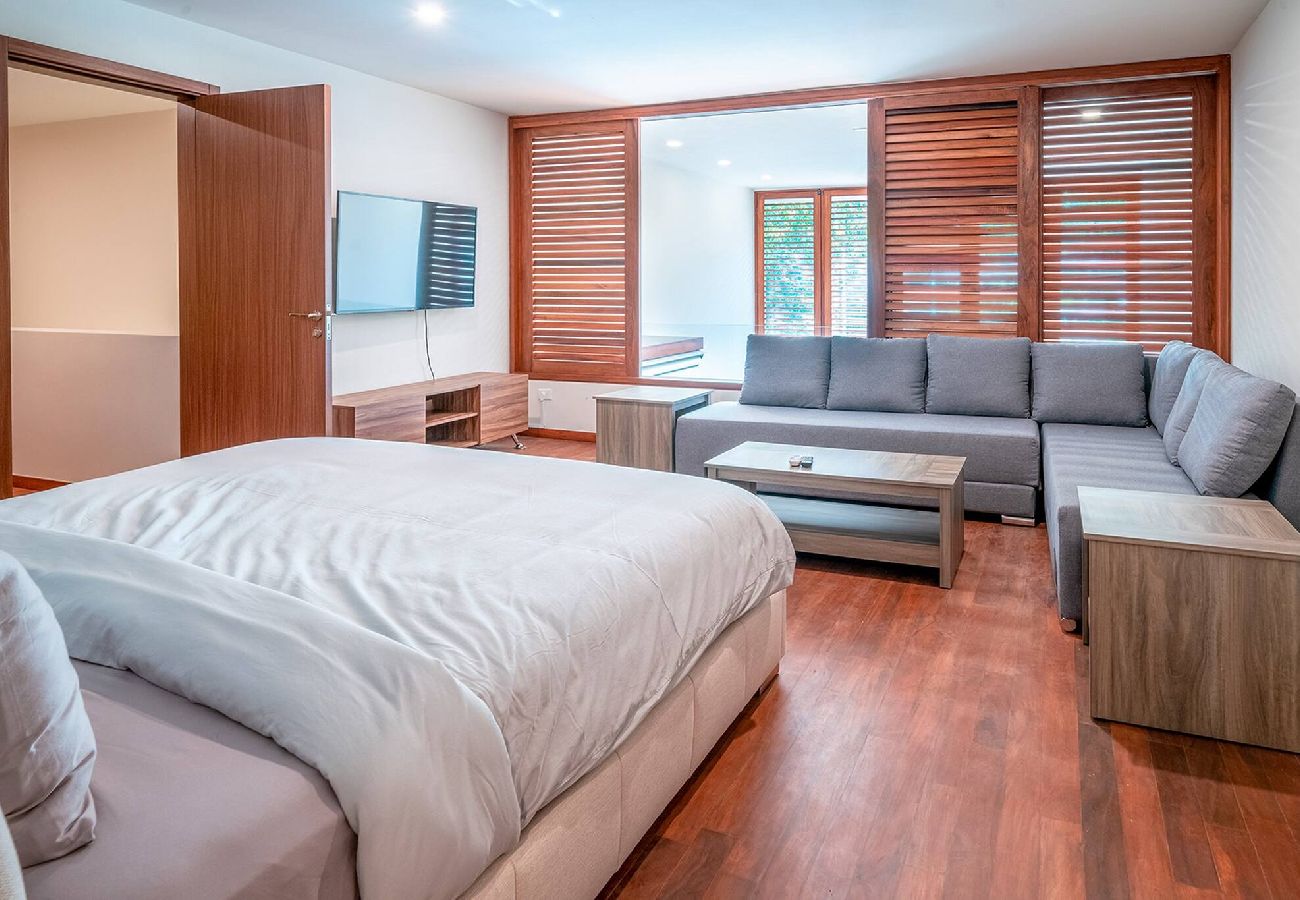 Condominium in Playa del Carmen - Anahuac 110