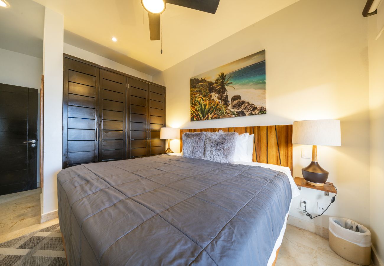 Condominium in Playa del Carmen - El Faro Surf 405