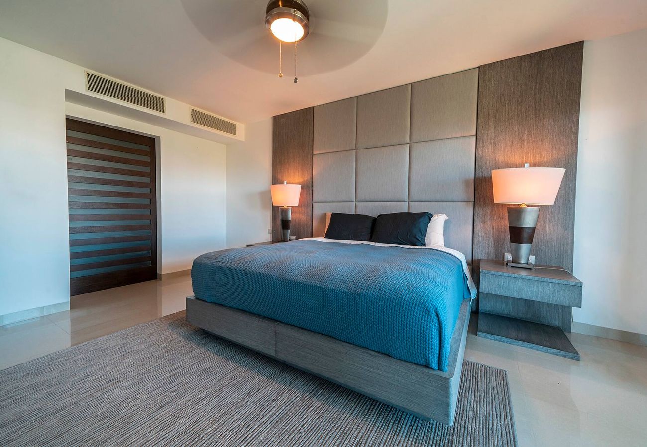 Condominium in Playa del Carmen - Colibri 323 S