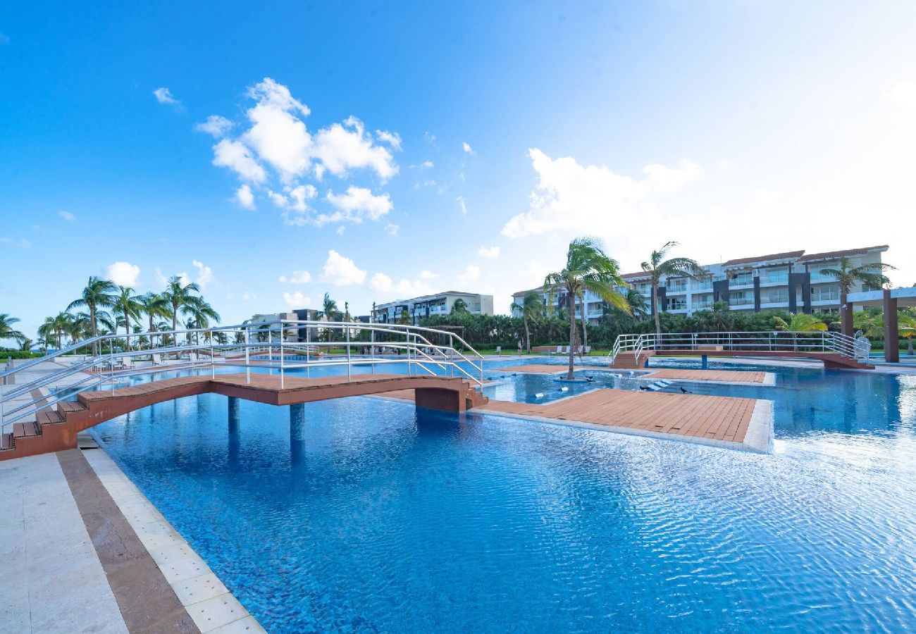 Condominium in Playa del Carmen - Colibri 323 S
