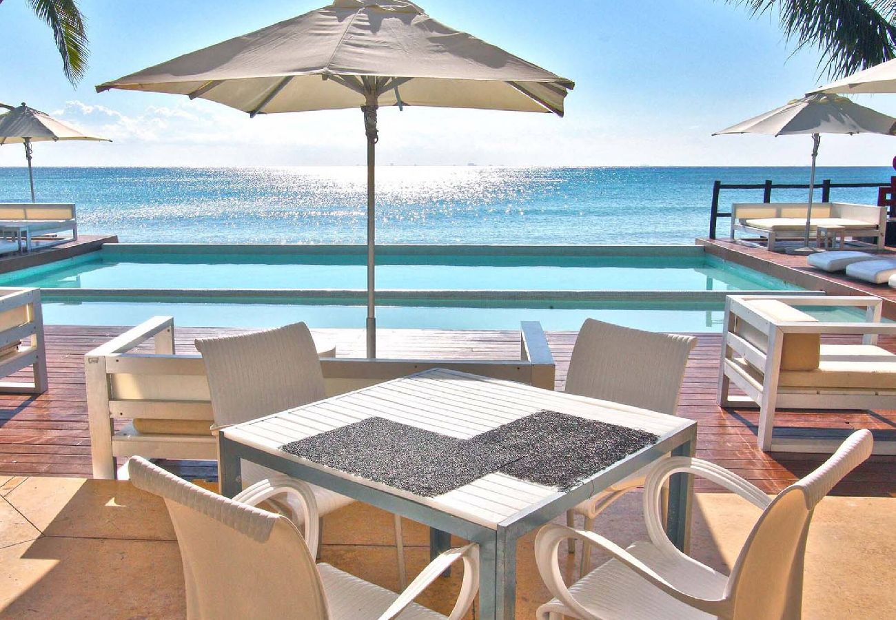 Condominium in Playa del Carmen - Colibri 323 S