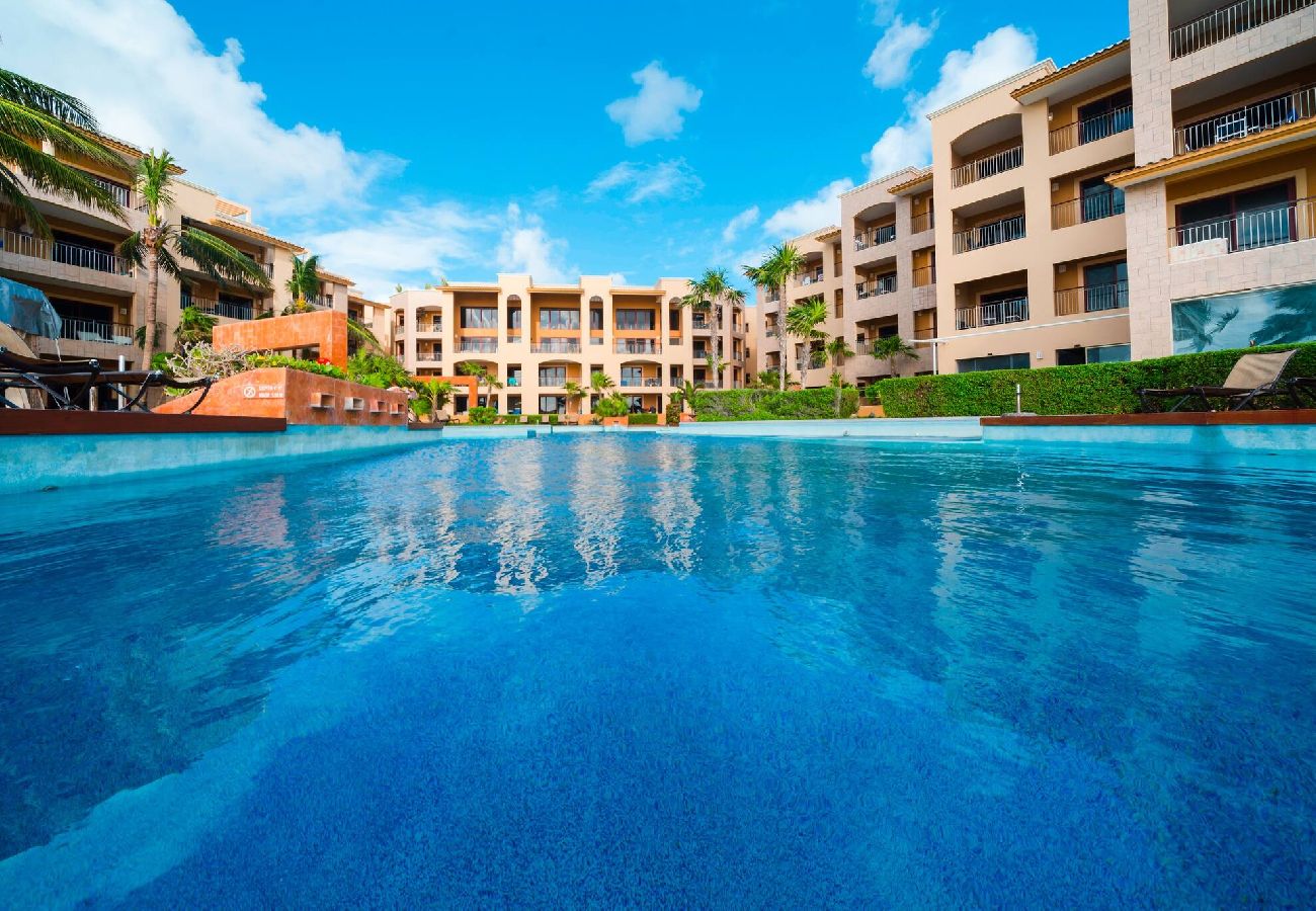 Condominium in Playa del Carmen - El Faro Surf 301