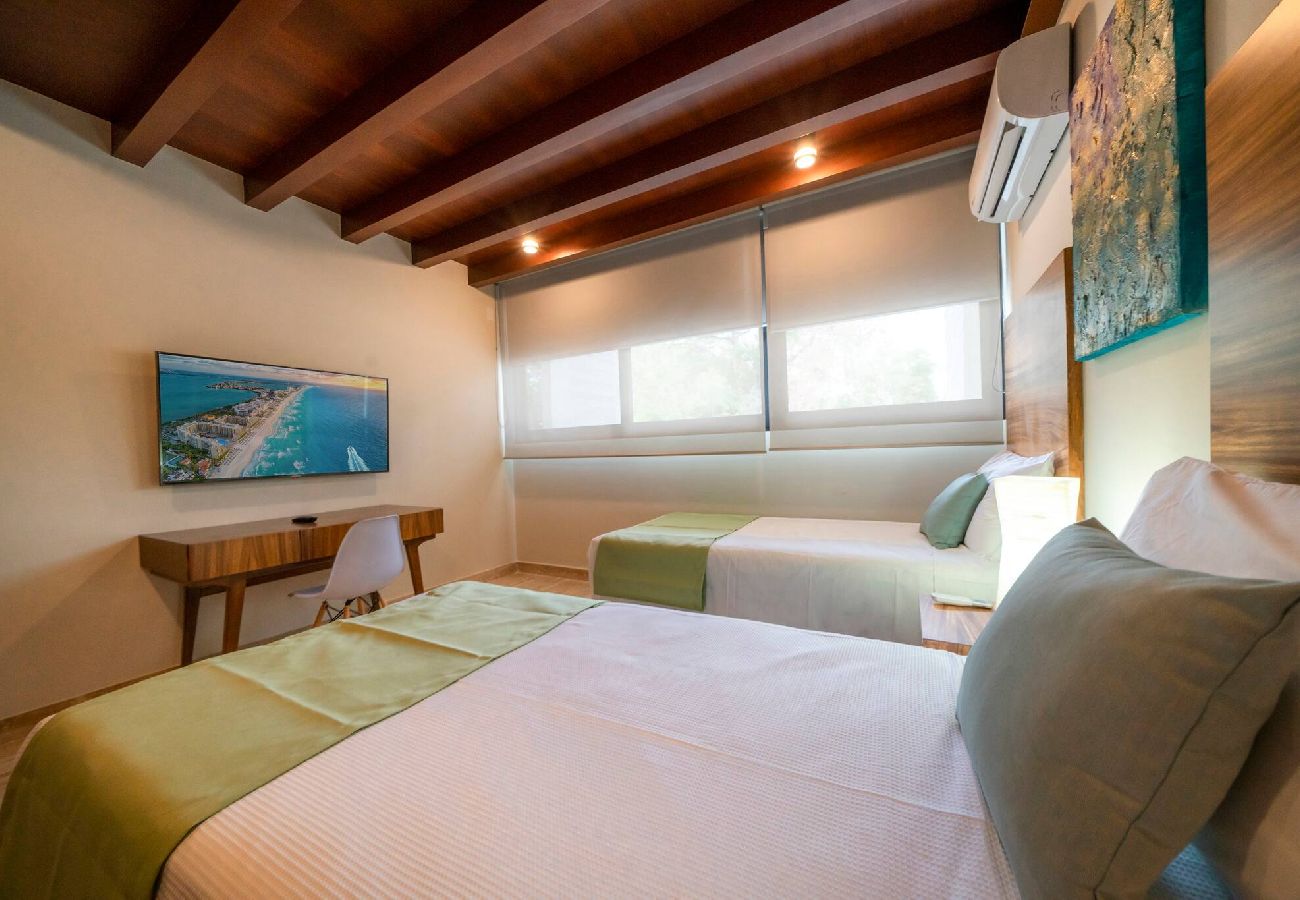 Condominium in Playa del Carmen - AWA F107